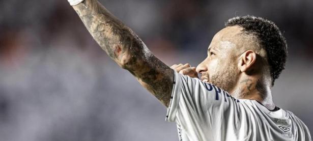 三亿体育体育电竞-桑托斯胜利，晋级下一轮比赛的简单介绍