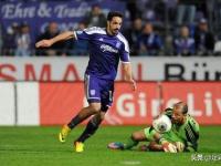 瓦朗谢纳赢得宝贵胜利，士气高涨