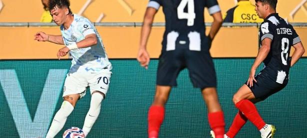 三亿体育体育链接-国米阵中重要进攻球员受伤退出比赛