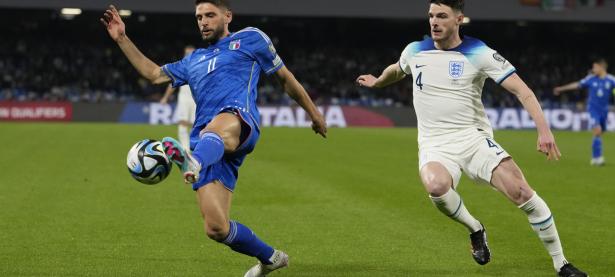 三亿体育体育在线-波兰不敌瑞典，遭遇小小挫折登陆失利