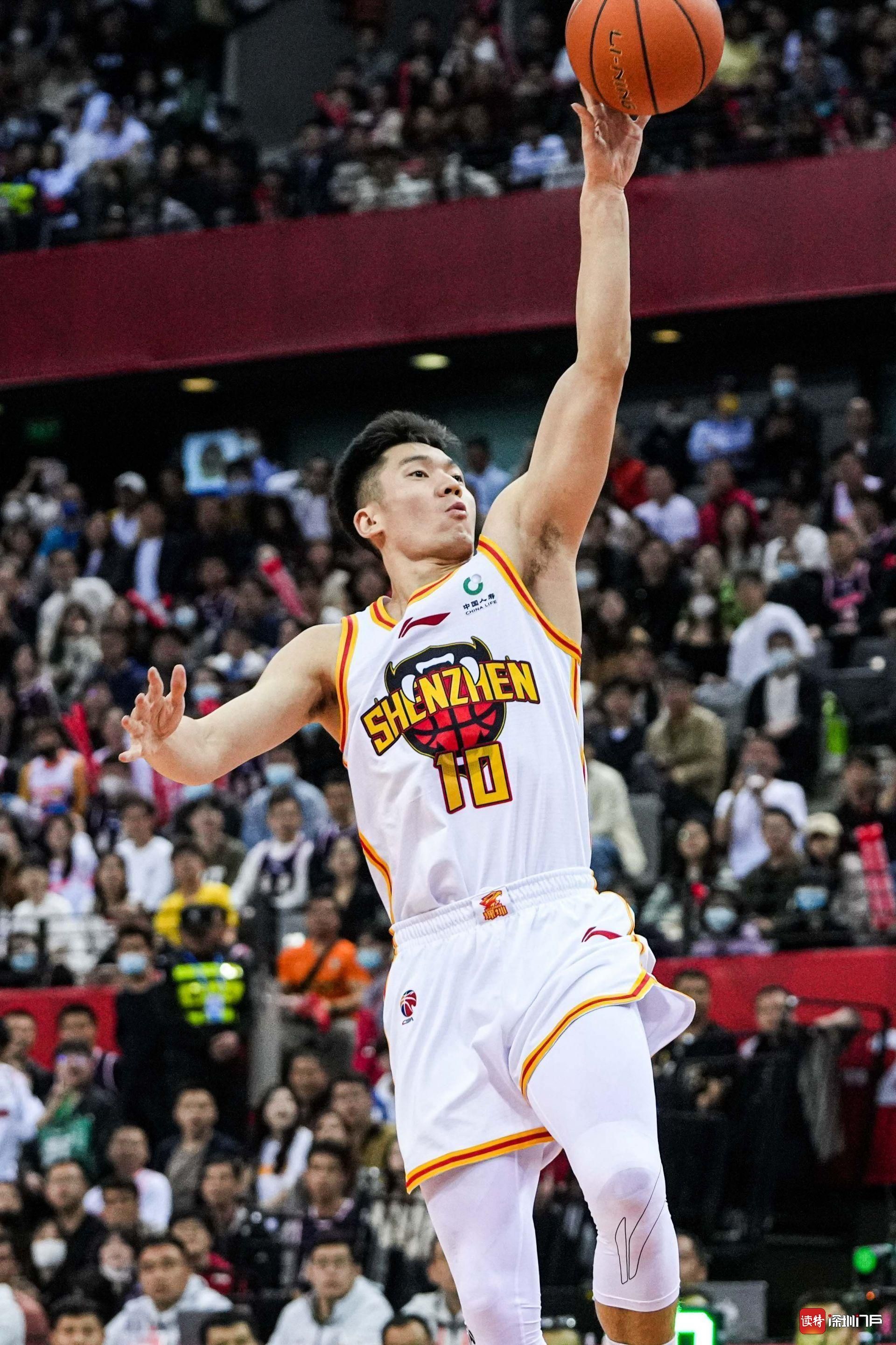 包含越战越勇：骑士队主场击败灰熊队迎来开门红的词条
