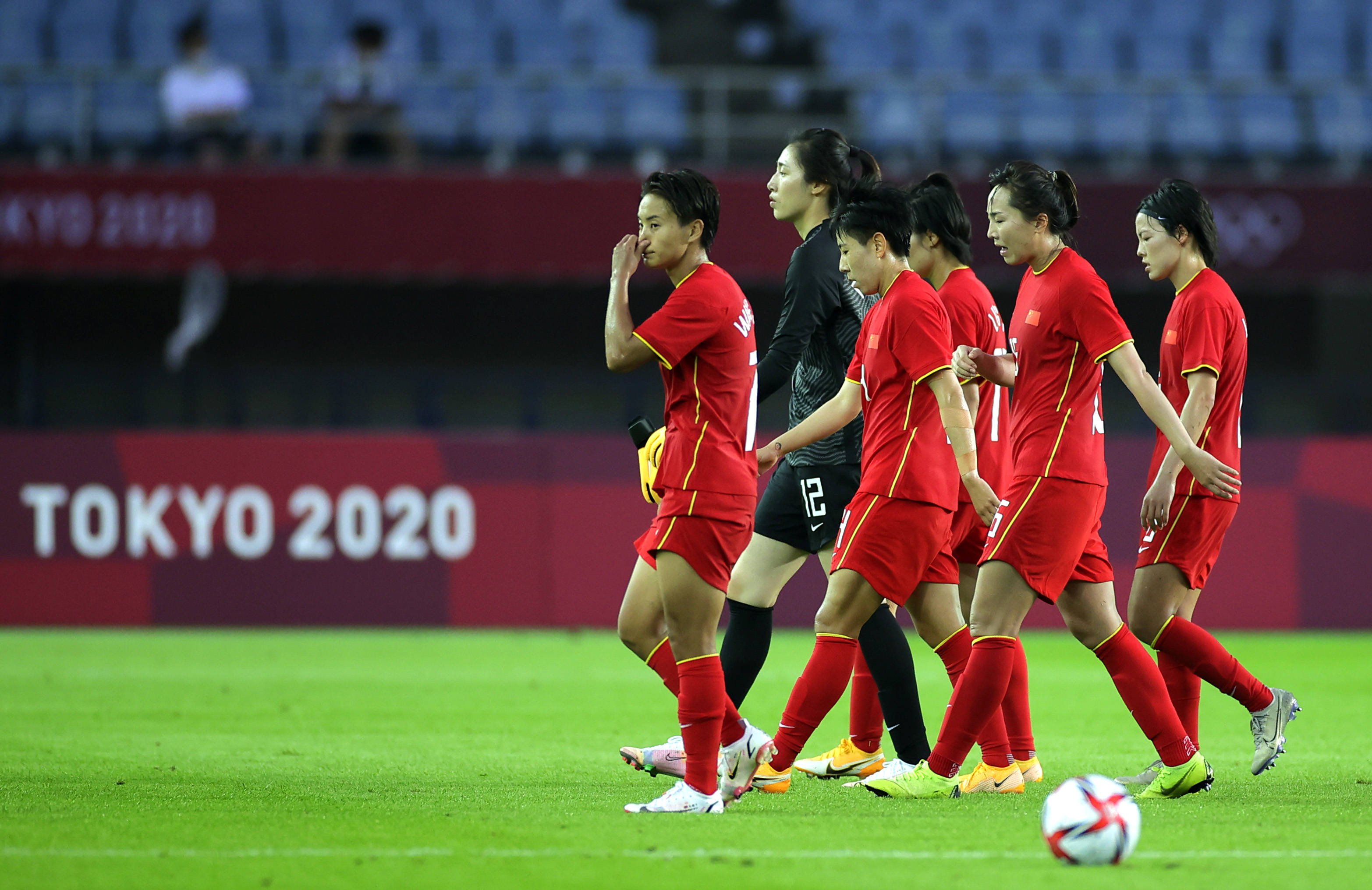 中国女足迎来重要比赛，队员备战状态出色