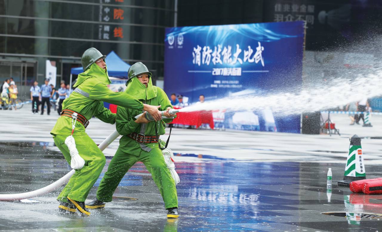 惊心动魄！强队对抗壮志豪情的简单介绍
