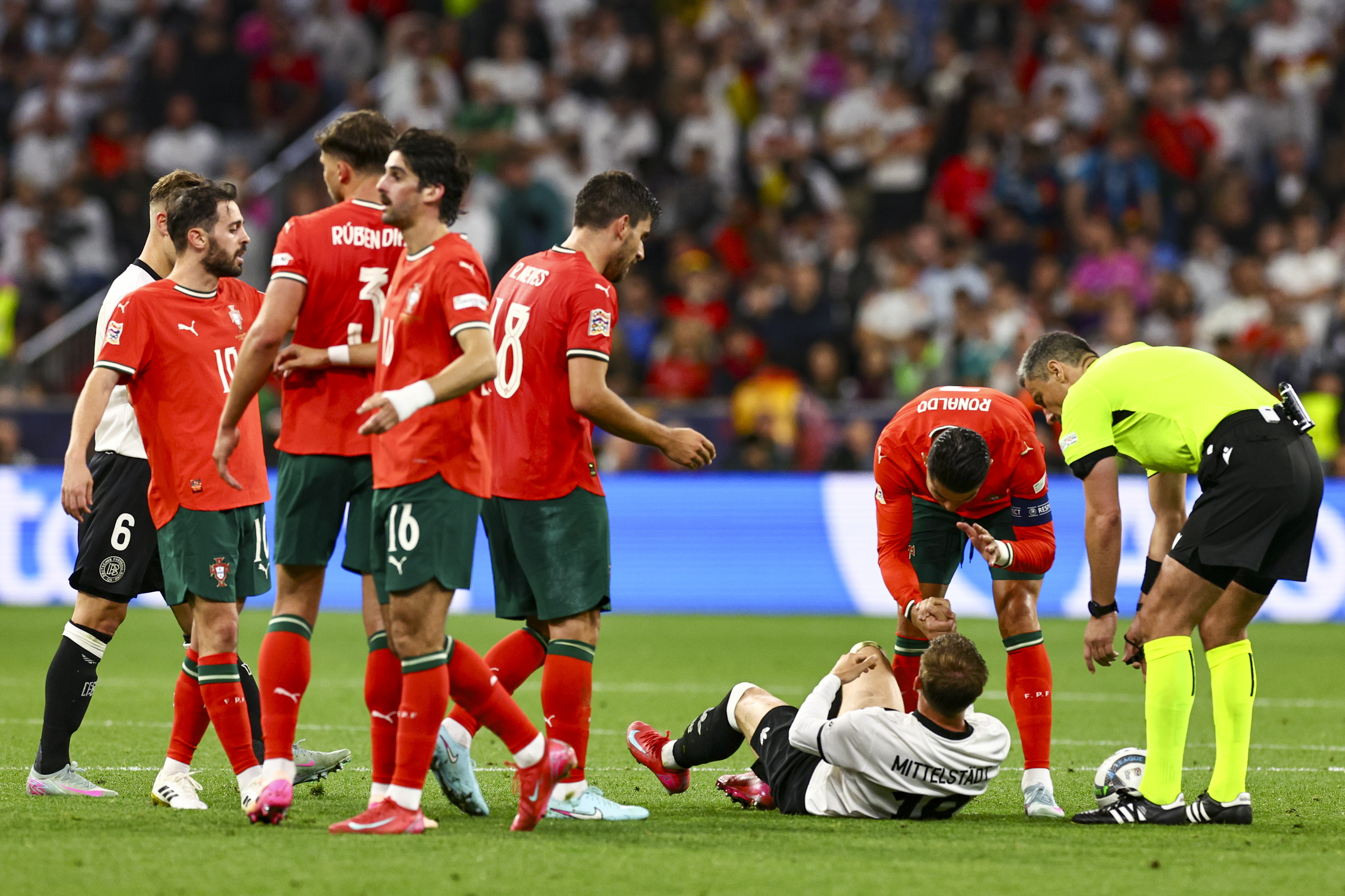 葡萄牙成功晋级欧国联半决赛