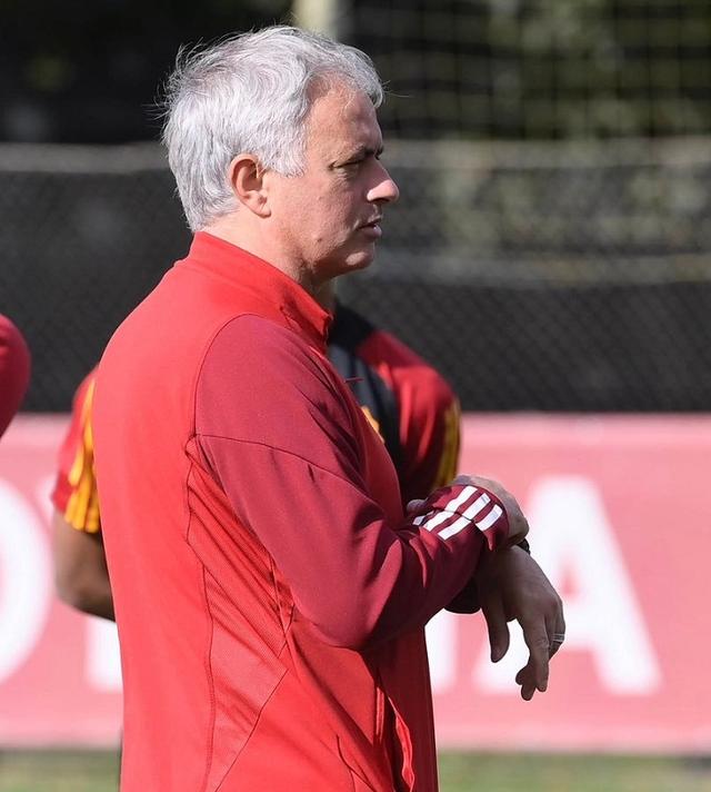 关于拉脱维亚客场0-0逼平发起副本，取得重要积分的信息