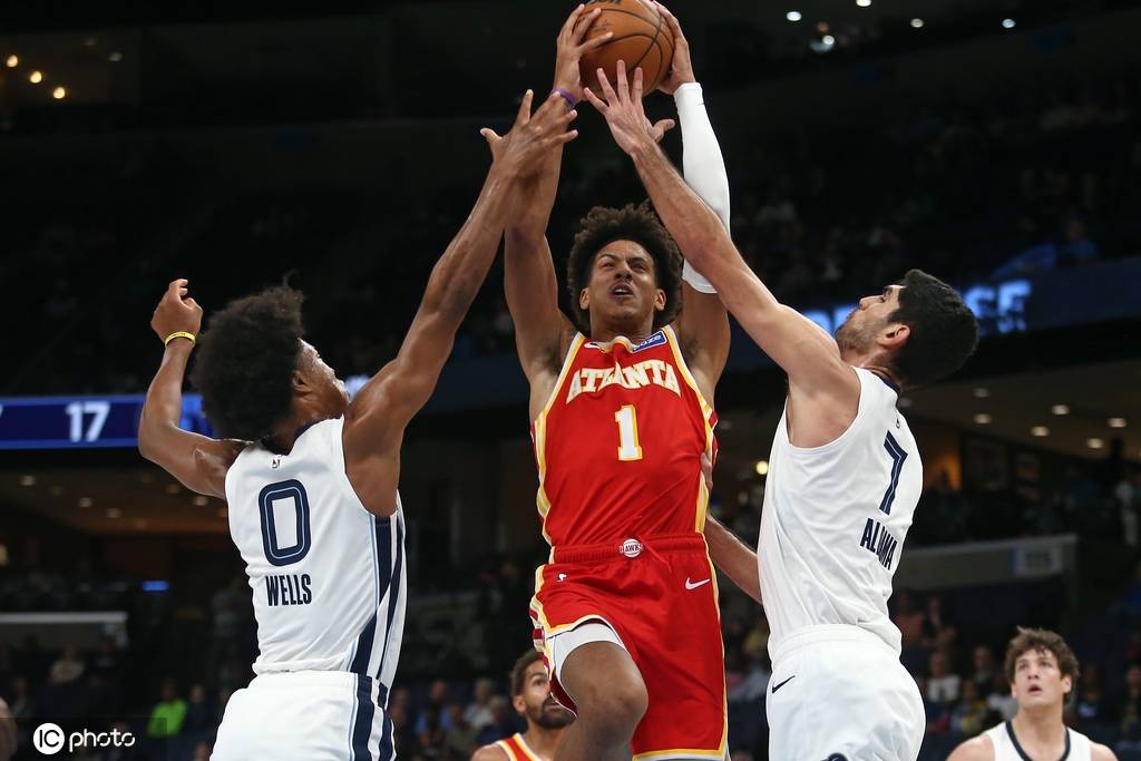 尼克斯主场击败灰熊,波尔津吉斯复出发威的简单介绍 尼克斯主场击败灰熊,波尔津吉斯复出发威的简单介绍