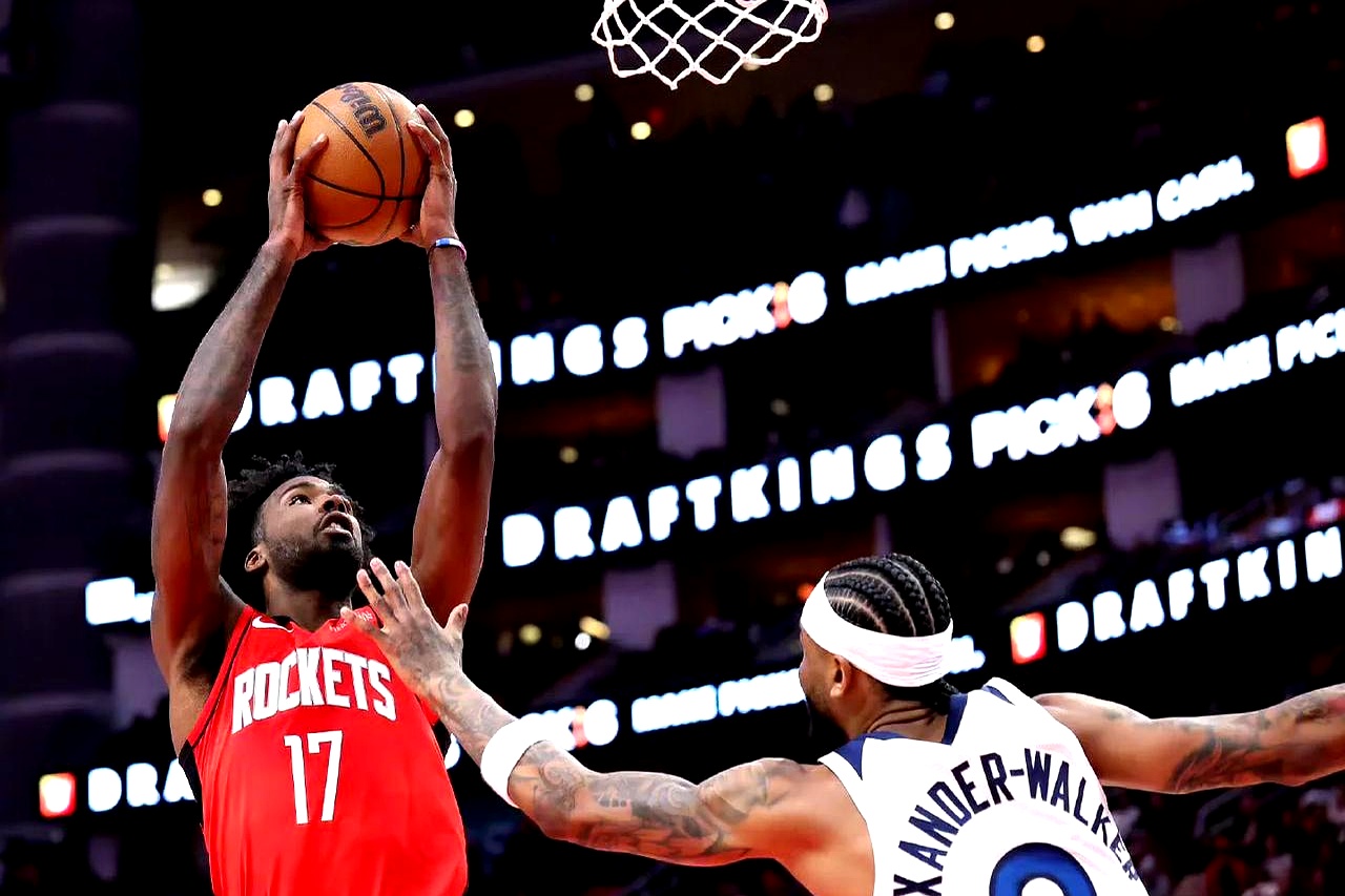 火箭险胜马刺,赢得五连胜 火箭险胜马刺,赢得五连胜