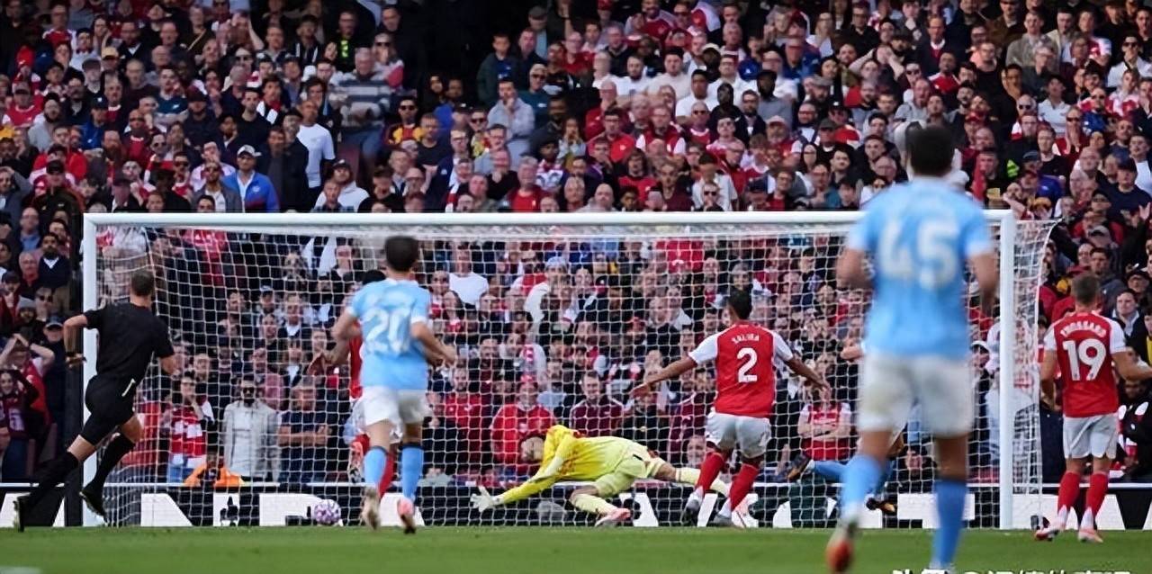 包含伯恩茅斯主场失利，遭遇困境的词条